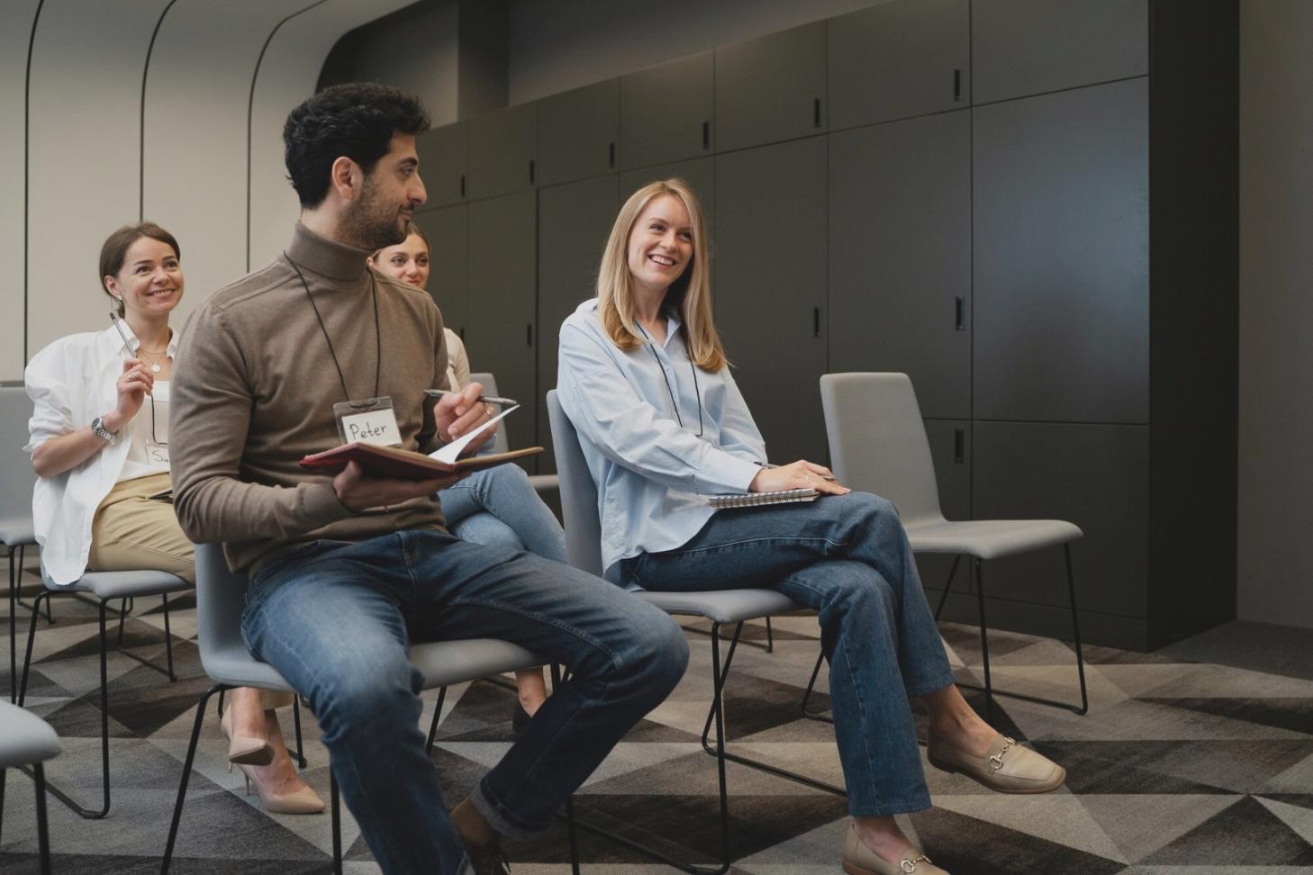 Detailanalyse von Zahlungsströmen und Lagerbeständen